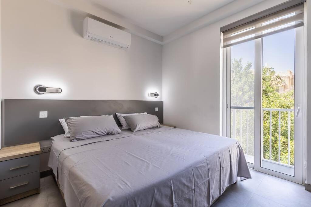 Nocturnal Elegance Apartment By Solea Sliema Exterior photo